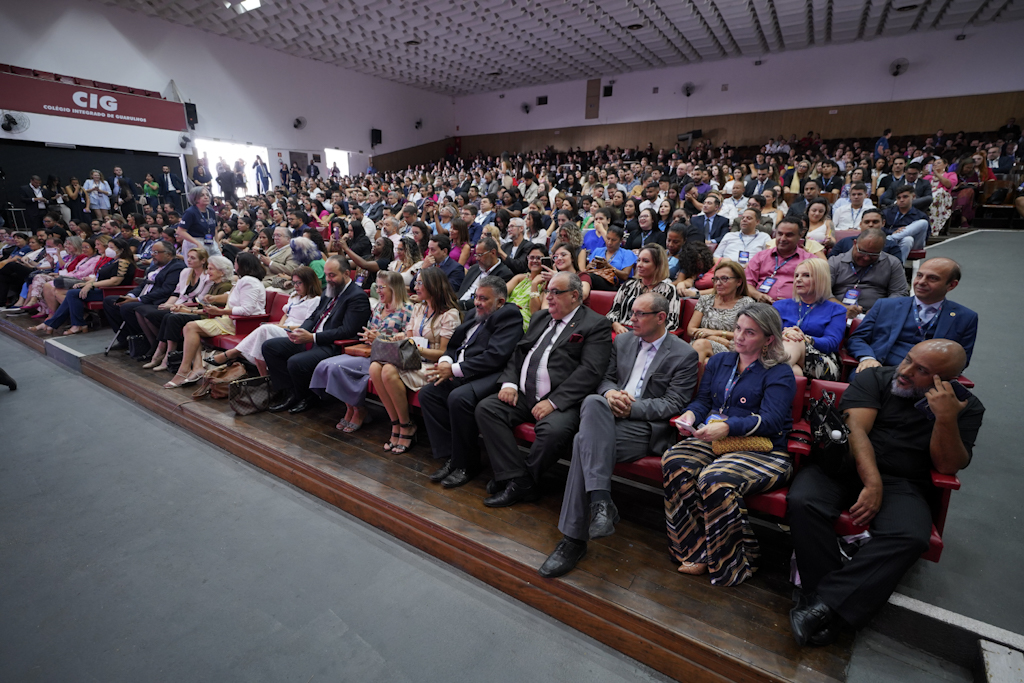 A OAB Guarulhos com o apoio da Secional OAB/SP, realizará o evento online:  Diálogo Online - O Protagonismo e Desafios das OABs no Combate a  Intolerância Religiosa - OAB 57ª SUBSEÇÃO GUARULHOS