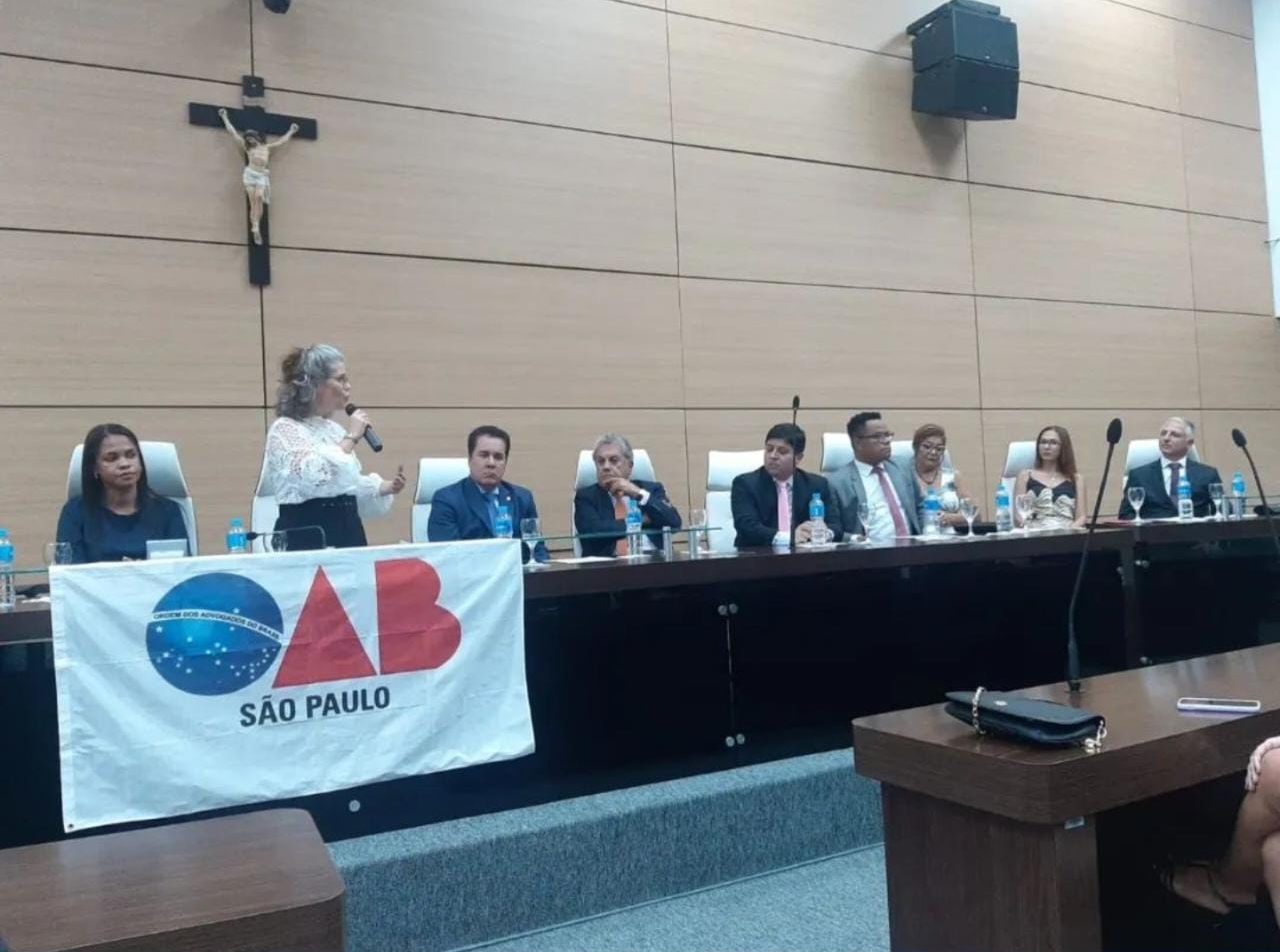 Diretores da OAB SP participam da cerimônia de posse da diretoria da Subseção de Guarujá