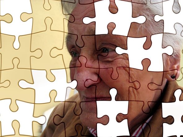 Fevereiro Roxo: hora de conscientizar sobre Alzheimer, lúpus e fibromialgia