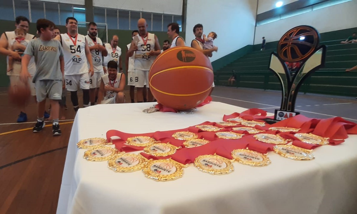 Time de basquete da OAB Paraná vence 1º Campeonato Nacional de Basquete da  OAB-CAASP